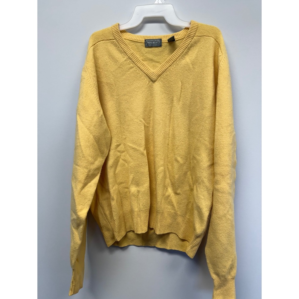 Lord & Taylor Mens Yellow 100% Lambswool V-Neck Sweater XL RN 13711 Macau